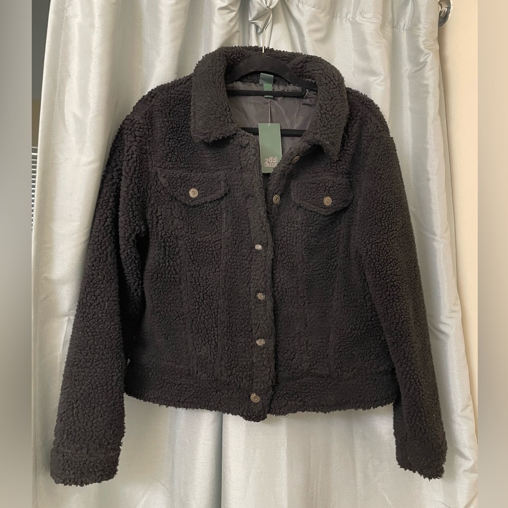 NWT wild fable black sherpa jacket